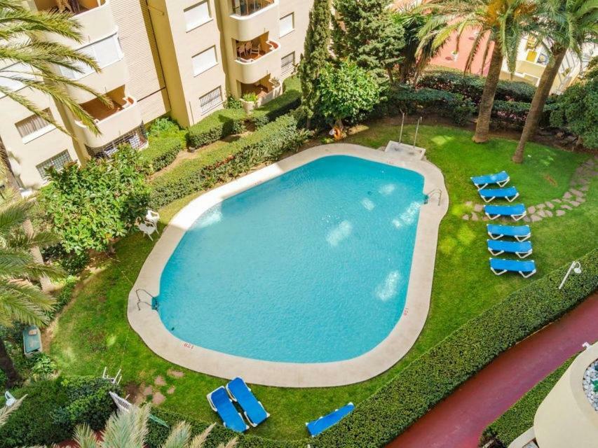 Urbanizacion Puerto Paraiso Эстепона Экстерьер фото